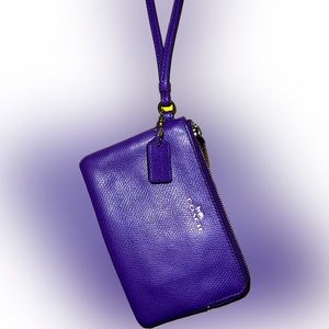 COPY for @cathybiz ONLY! - Purple Coach Wristlet